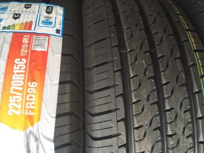 Farroad 225/70/R15C FRD96 112/110-8PR S